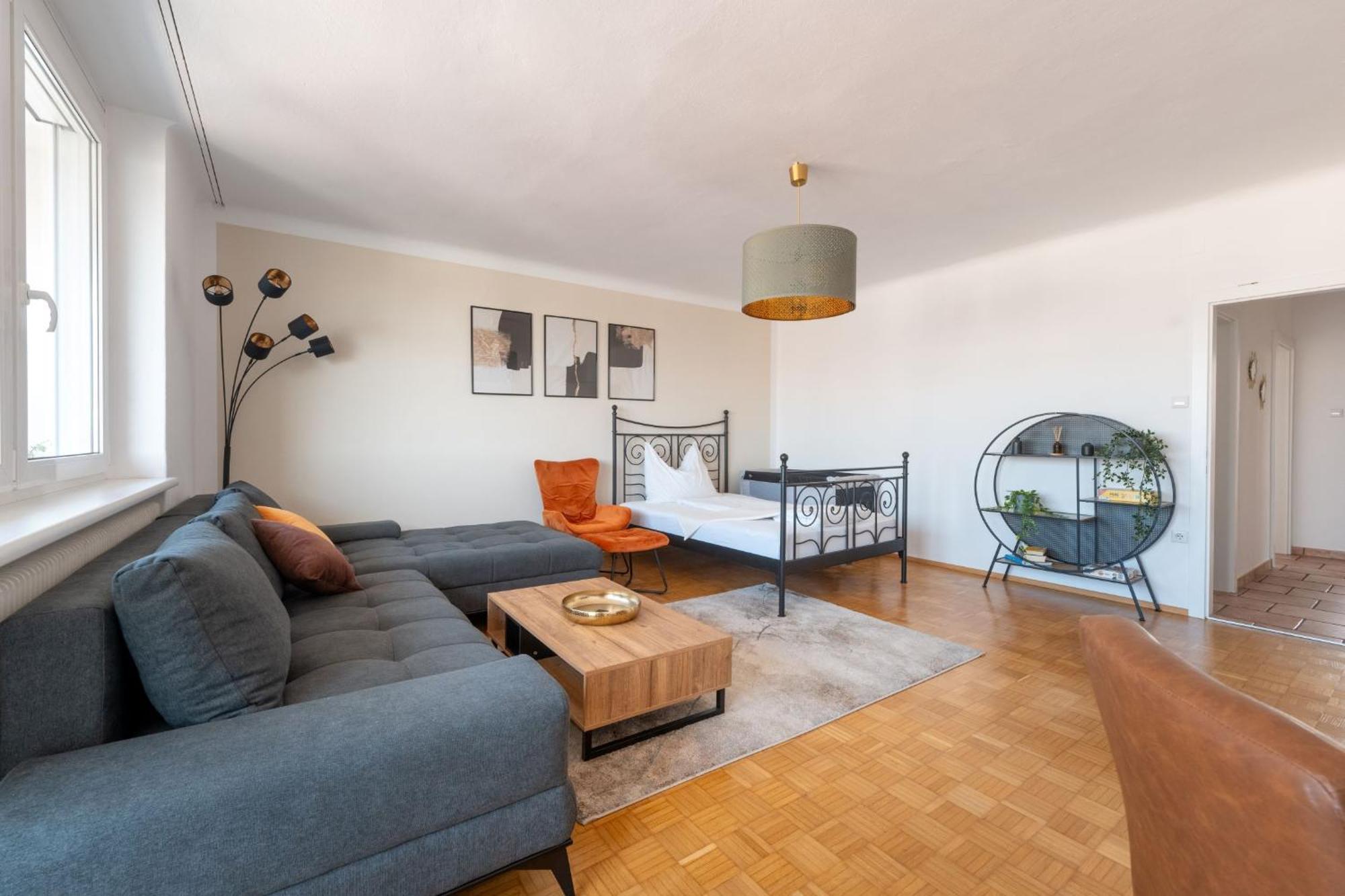 Tamliving Zentrum Luxus Parken Messe Wifi Traumaussicht Sunrise&Sunset Graz Bagian luar foto