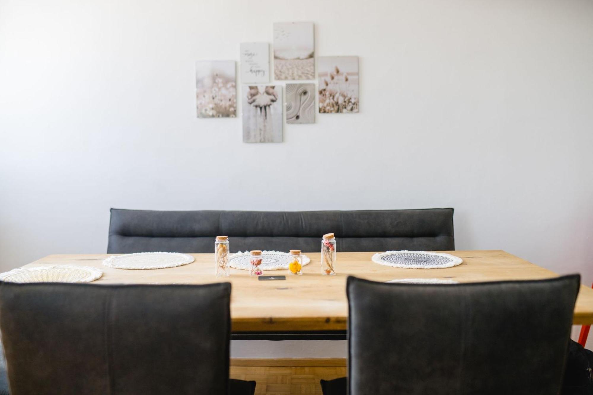 Tamliving Zentrum Luxus Parken Messe Wifi Traumaussicht Sunrise&Sunset Graz Bagian luar foto
